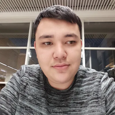 Актер, 21 жас