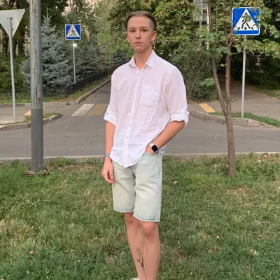 Актёр, 21 год
