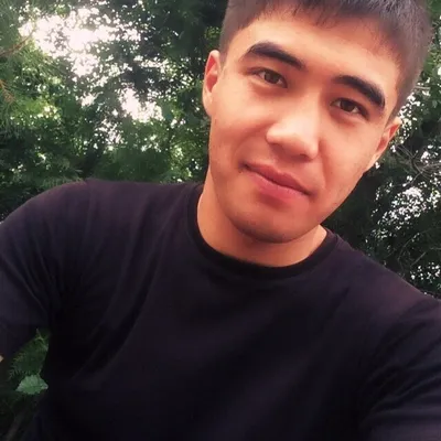 Актёр, 28 лет