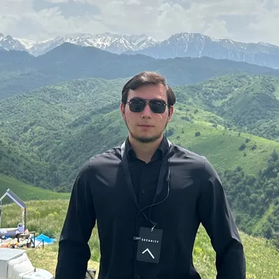Актёр, 21 год