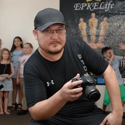 Актер, 39 жас