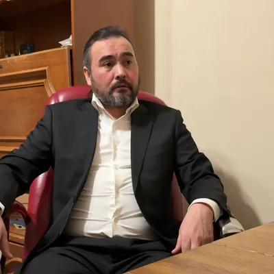 Актёр, 45 лет