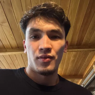 Актер, 22 жас