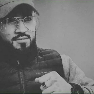 Актёр, 29 лет