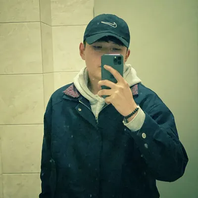 Актер, 19 жас