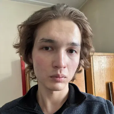 Актер, 26 жас