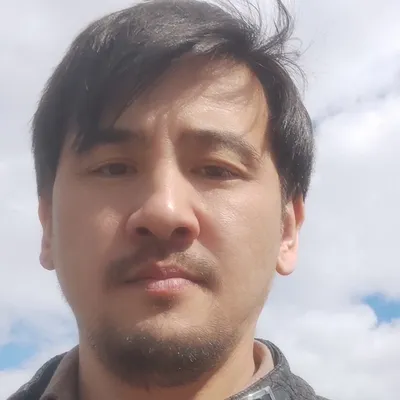 Актер, 37 жас
