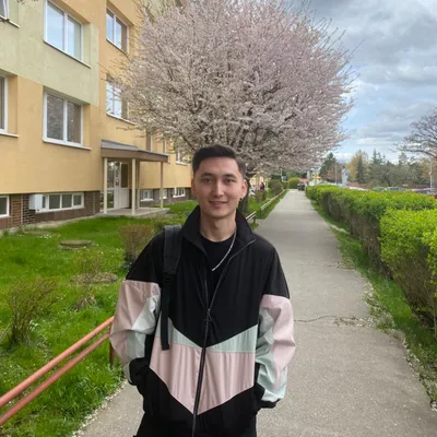 Актер, 28 жас