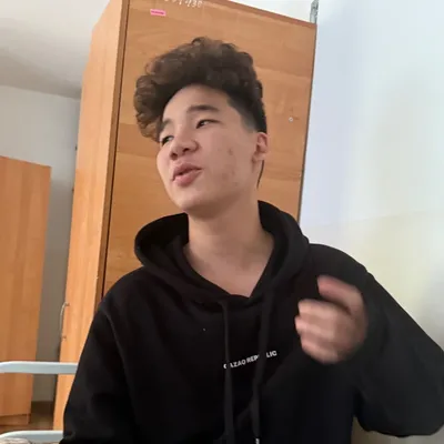 Актёр, 18 лет